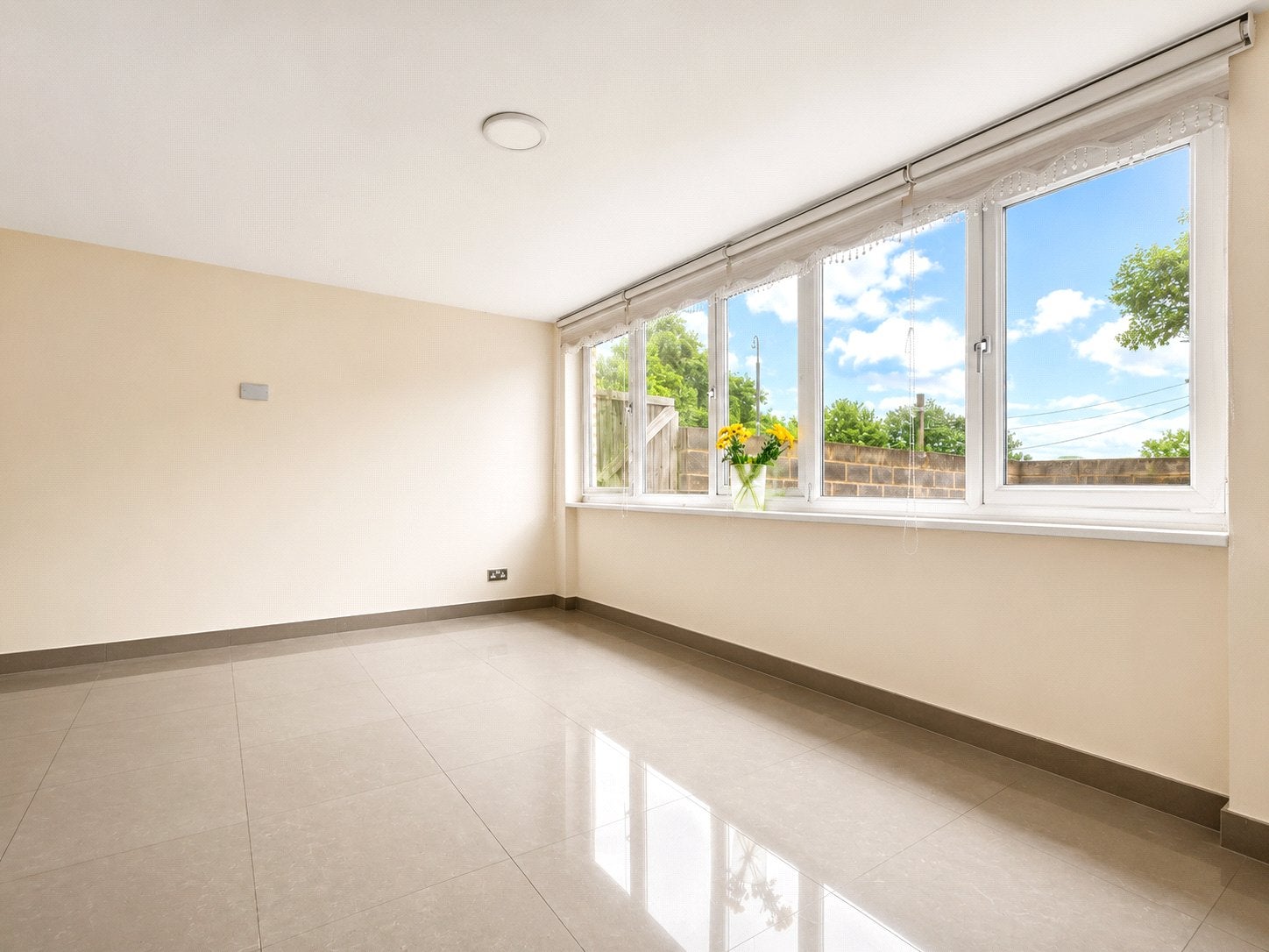 House Ferraro Close in Greater London