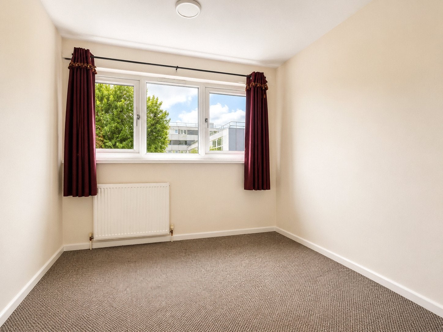 House Ferraro Close in Greater London