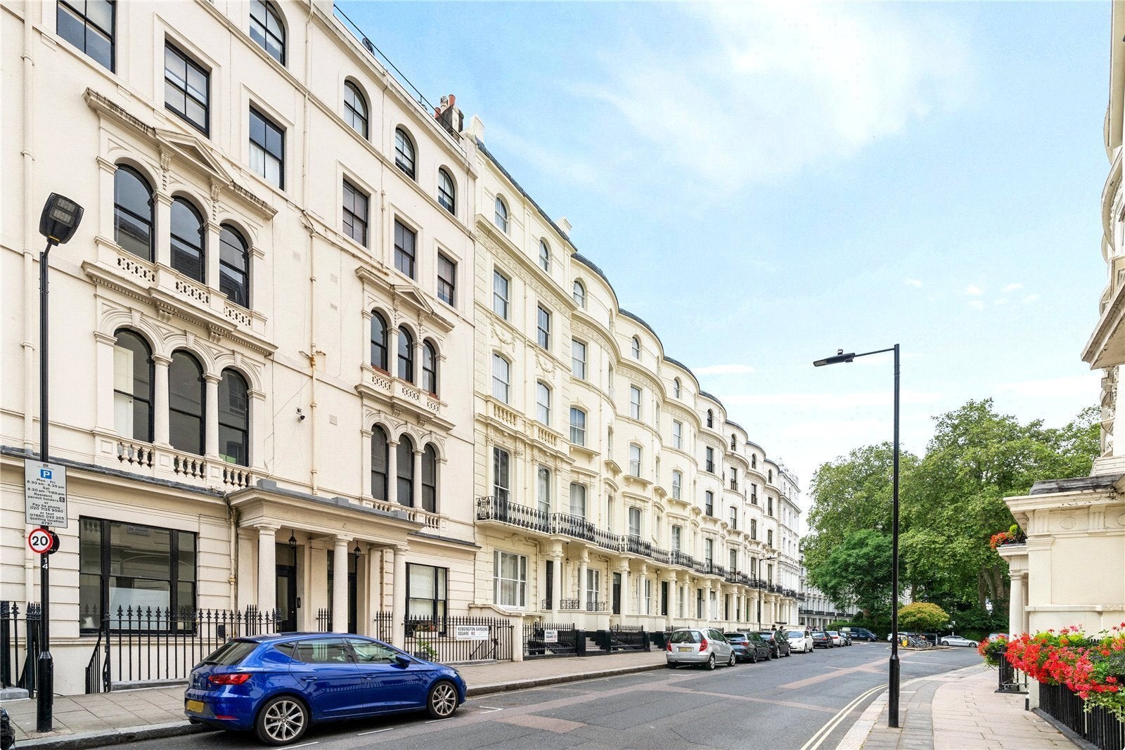 Flat Kensington Gardens Square in City of Westminster