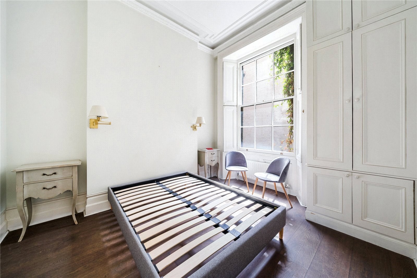 Flat Kensington Gardens Square in City of Westminster