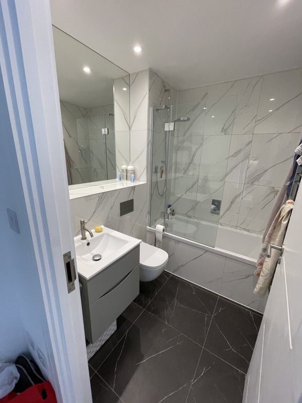Room Henry Twining Court in Greater London