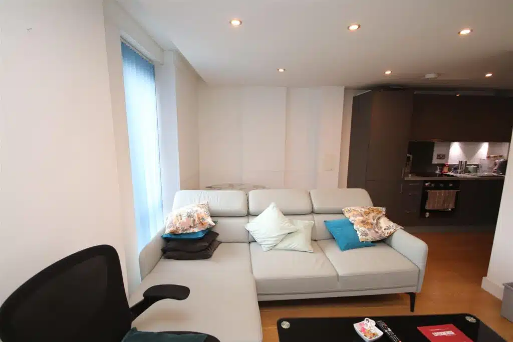 Flat Crayford Road in Greater London