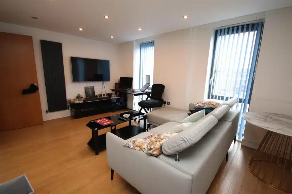 Flat Crayford Road in Greater London