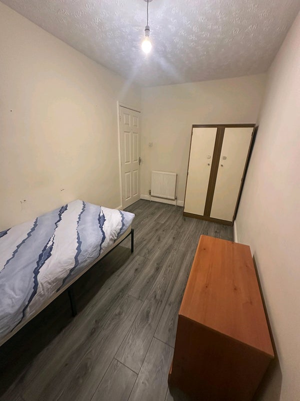 Room King Street in Dudley
