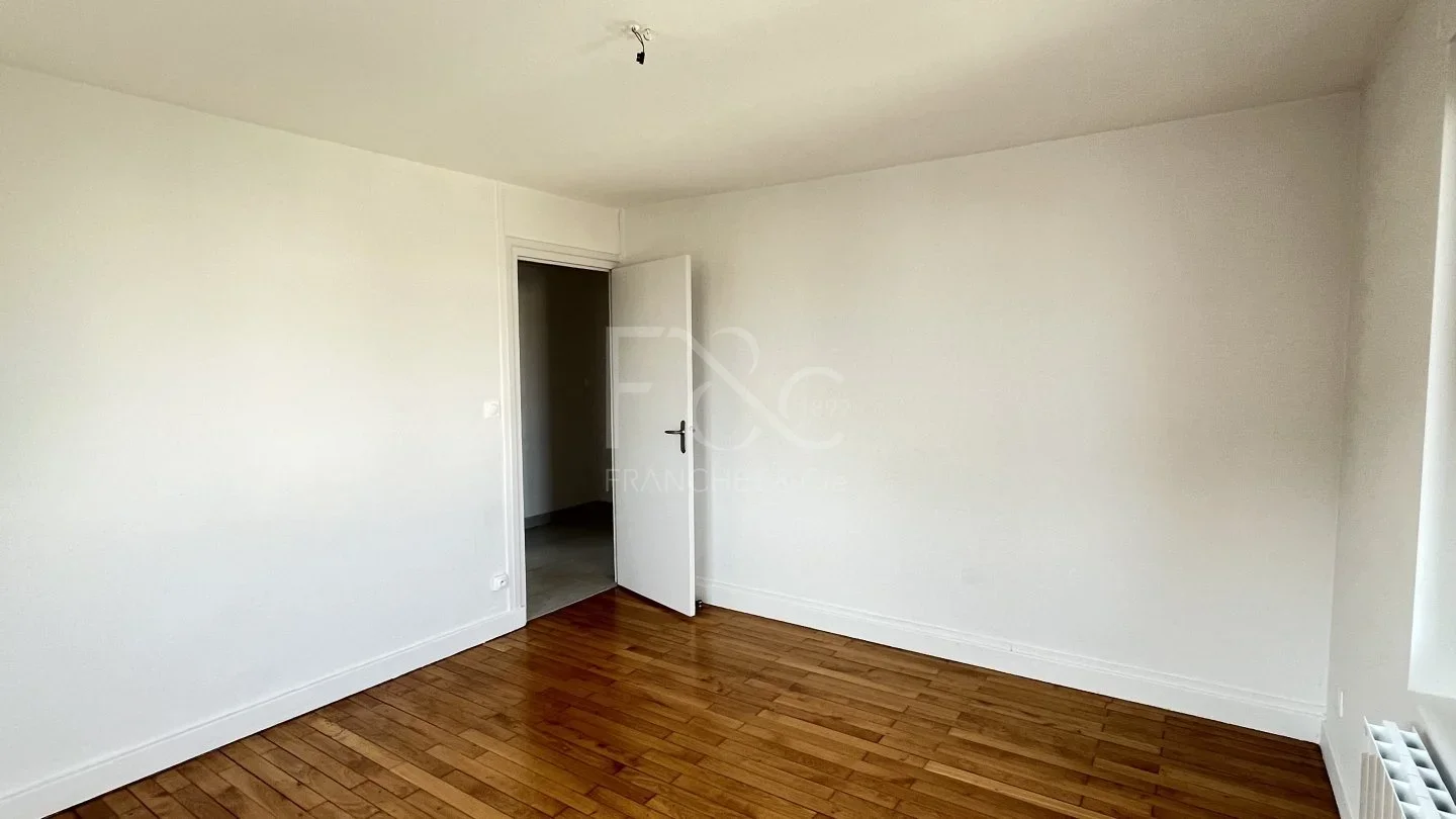 Flat Rue Sébastien Gryphe in Lyon