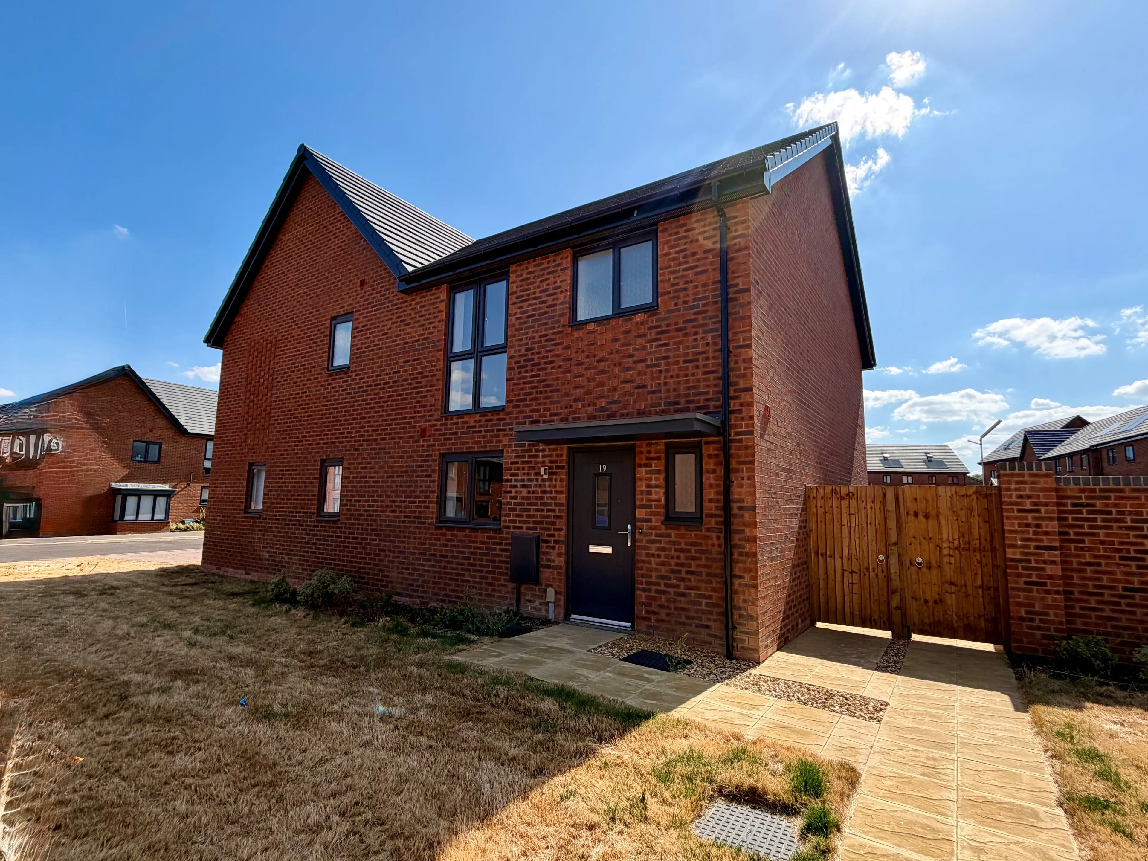 House Roundhouse Way in Wellingborough