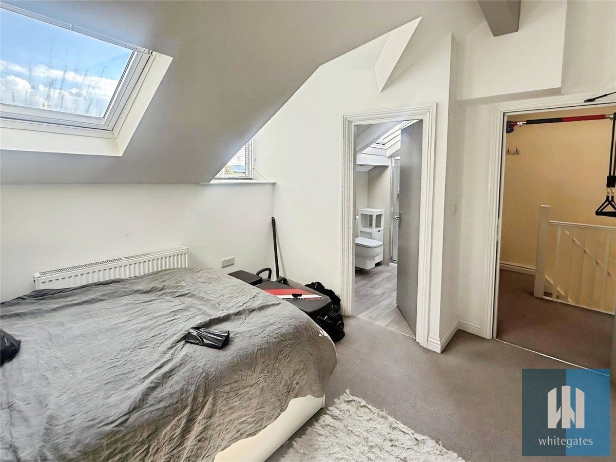 Flat Wentworth Street in Kirklees
