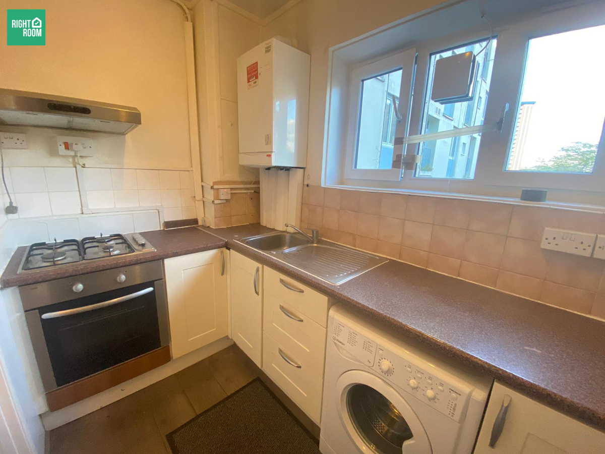 Flat Stanhope Street in Greater London