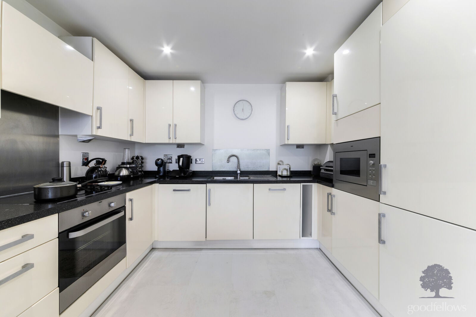 Flat GB 17 in Chatham