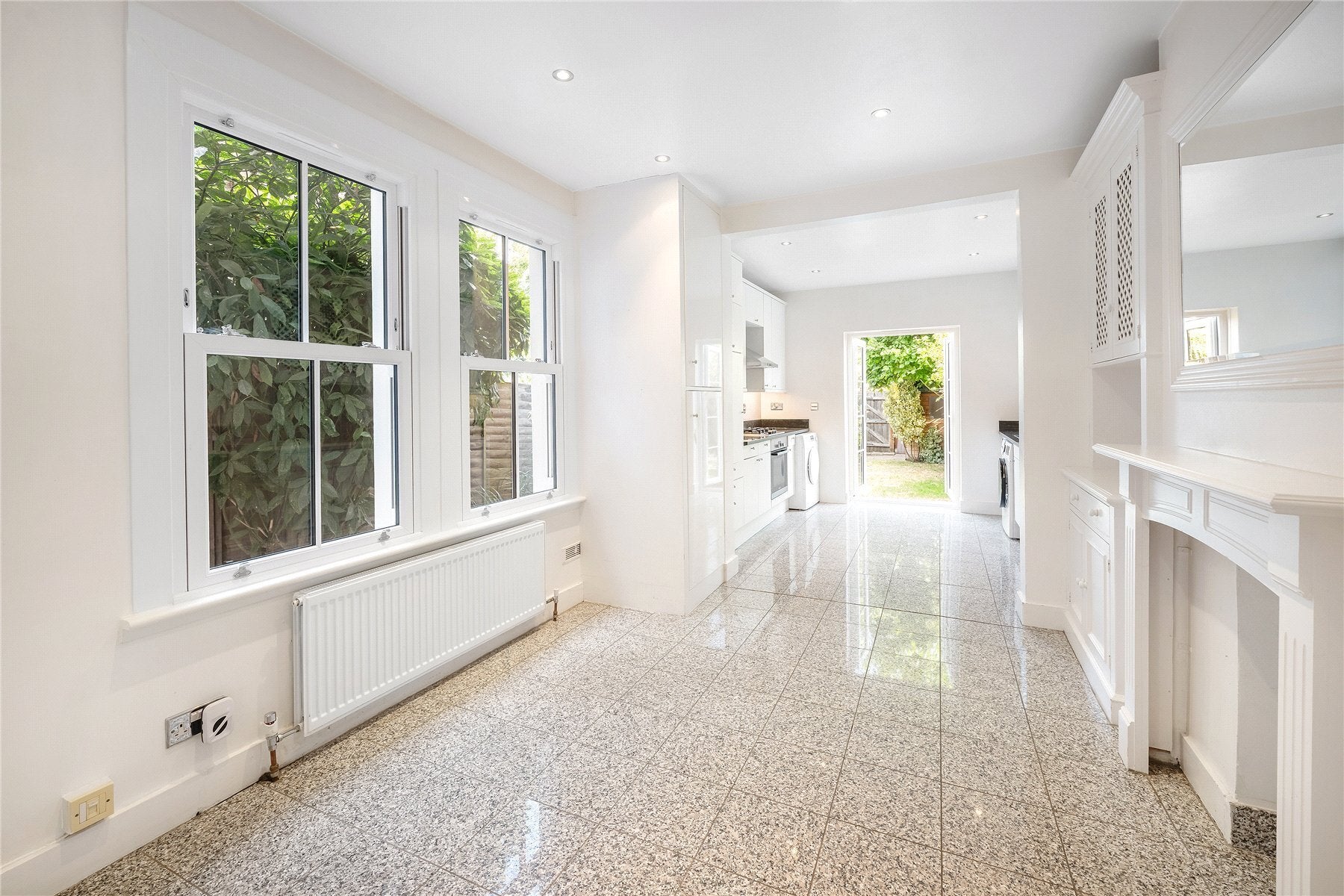 House Hadley Gardens in Greater London