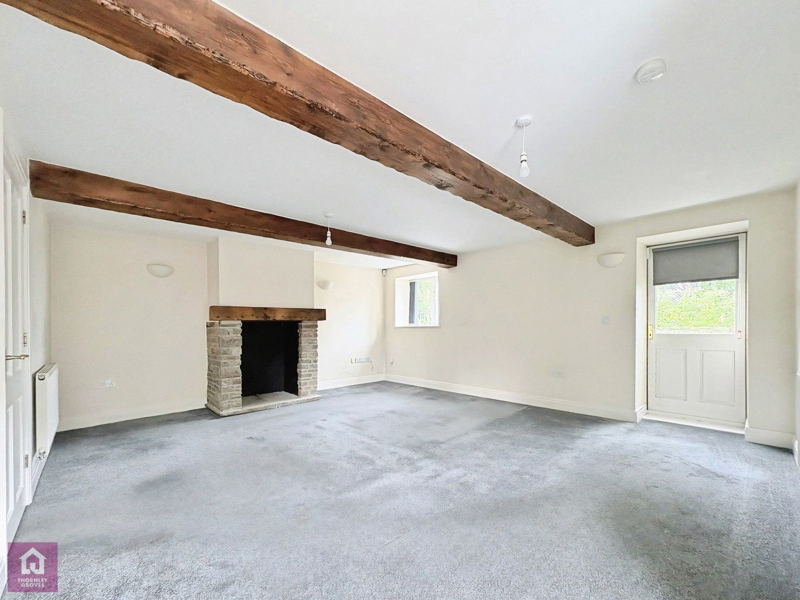 House Knowles Farm Close in West Lancashire