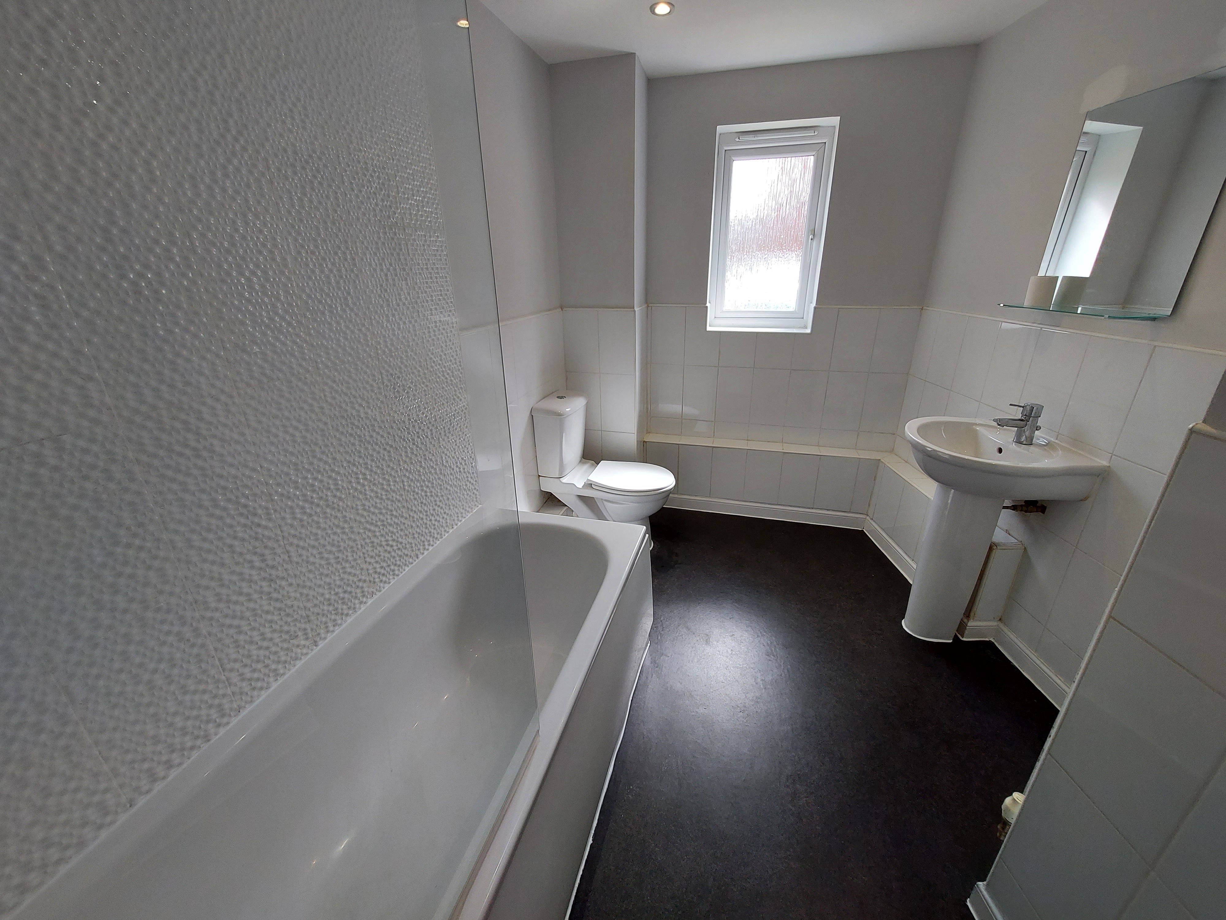 Flat Merton Way in Darlaston