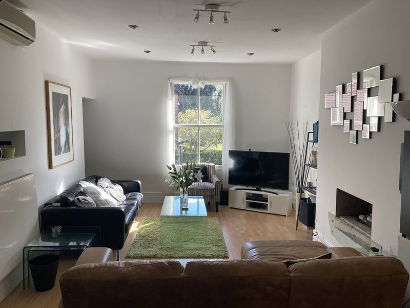 Room Manor Park South in Knutsford