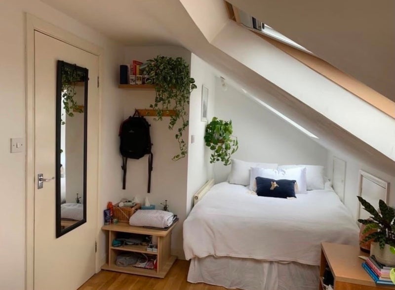 Room Ravenslea Road in Greater London