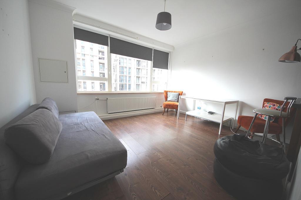 Flat John Islip Street in London