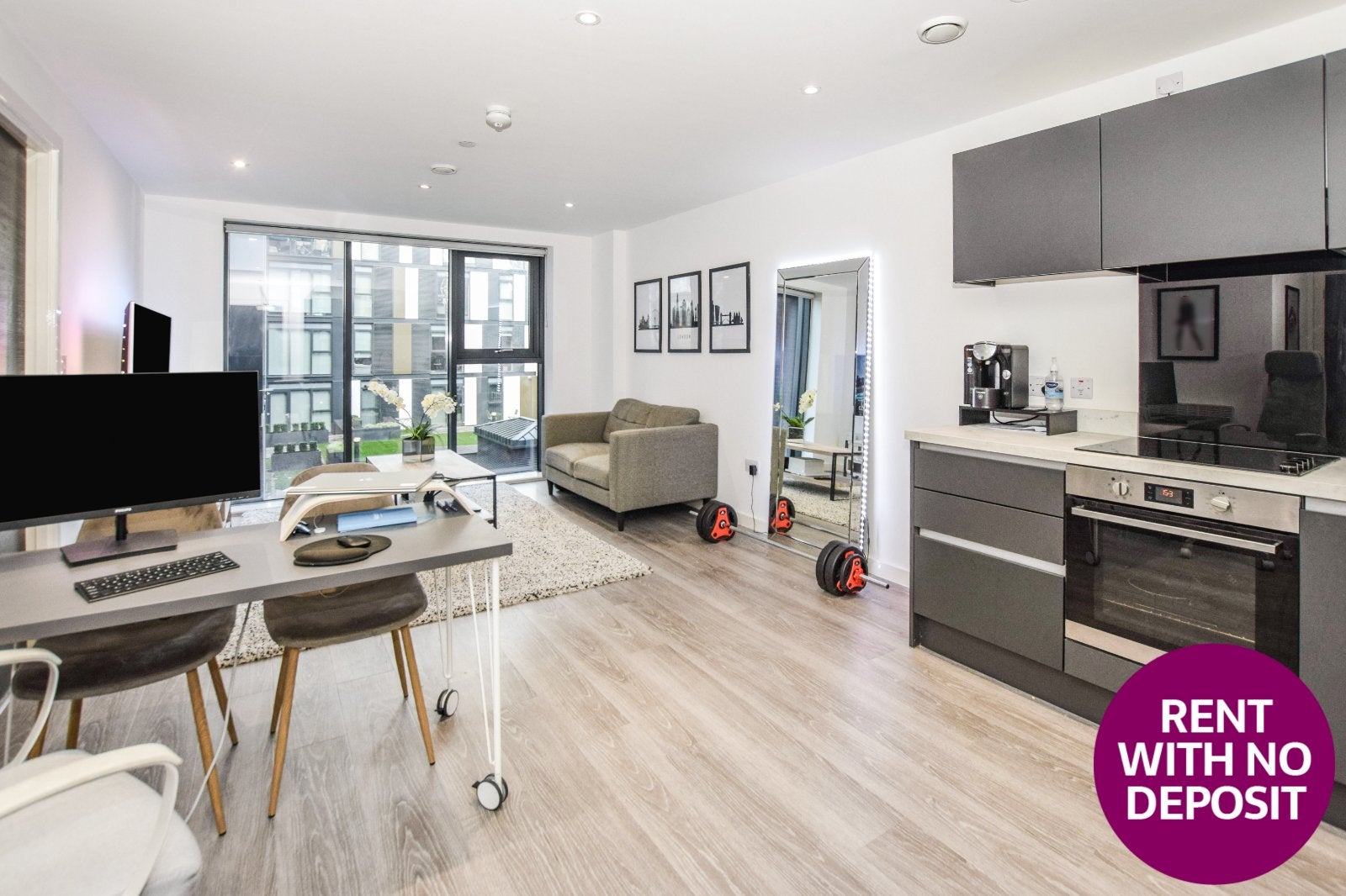Flat Ordsall Lane in Salford