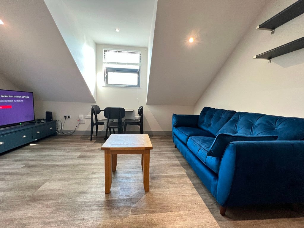 Flat Stratford Road in Nottingham