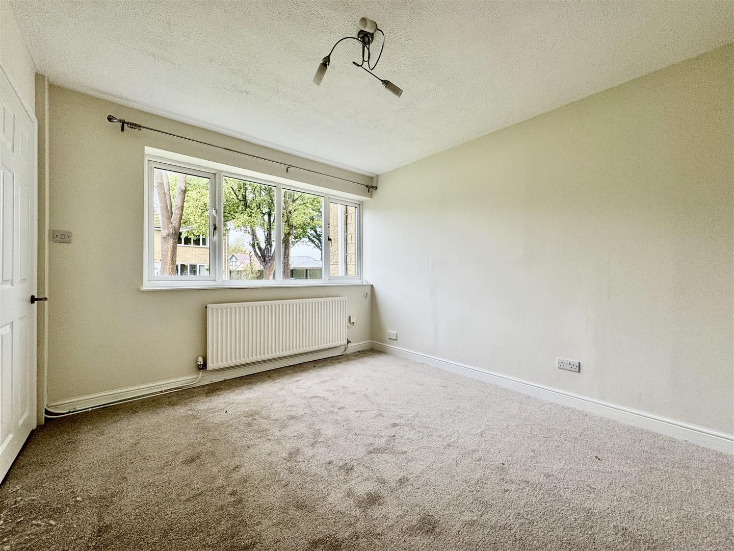 House Lee Way in Kirkburton