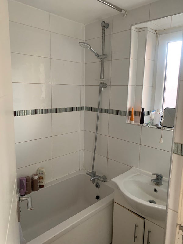 Room Limehouse Causeway in Greater London