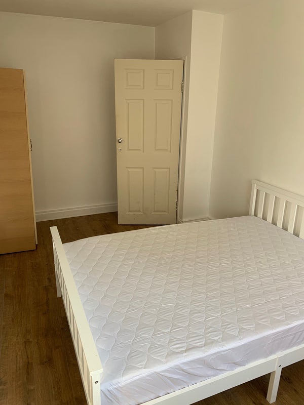 Room Limehouse Causeway in Greater London