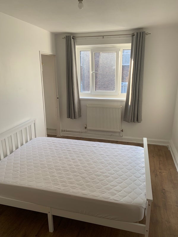 Room Limehouse Causeway in Greater London