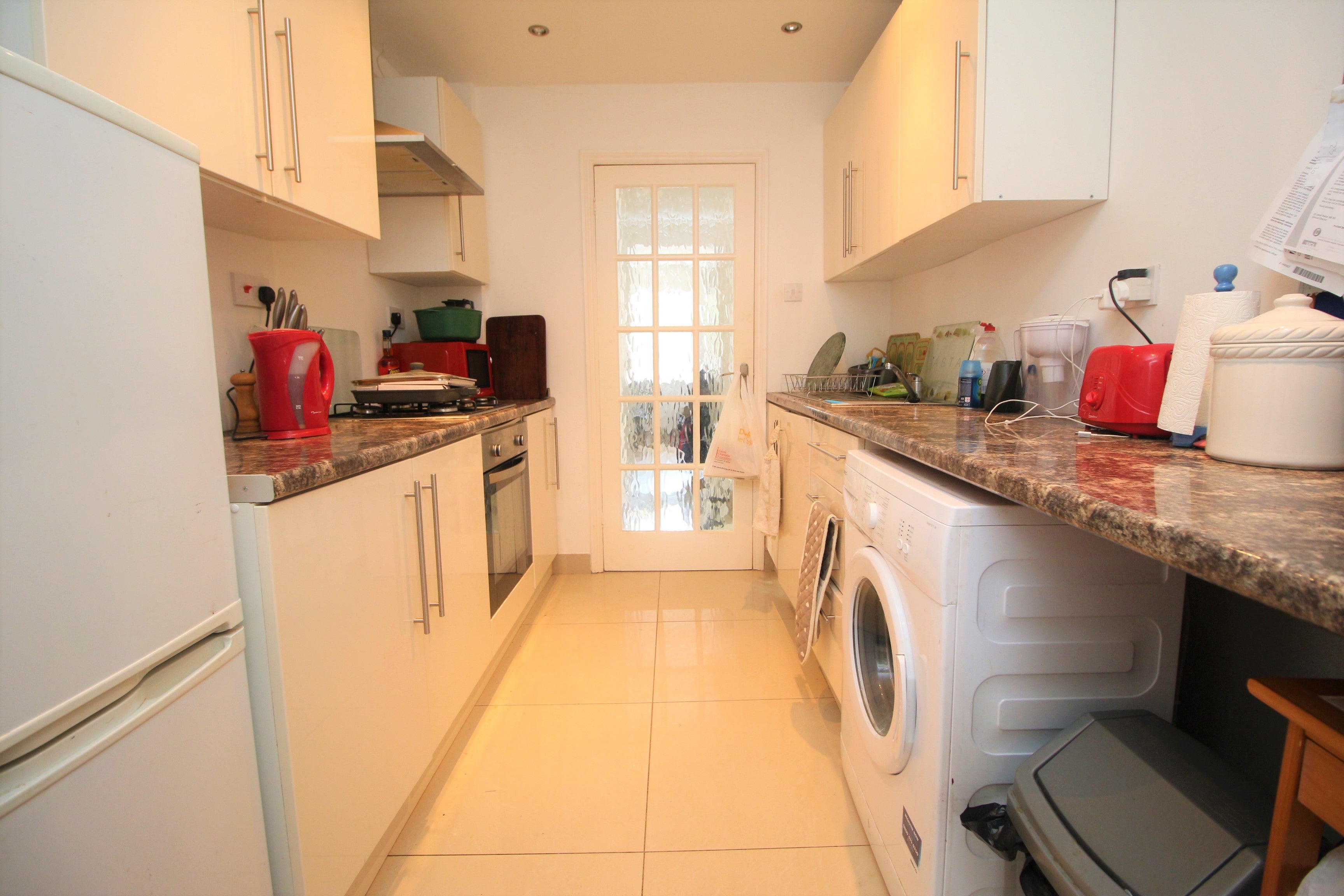 Flat Hurst Grove in Bedford