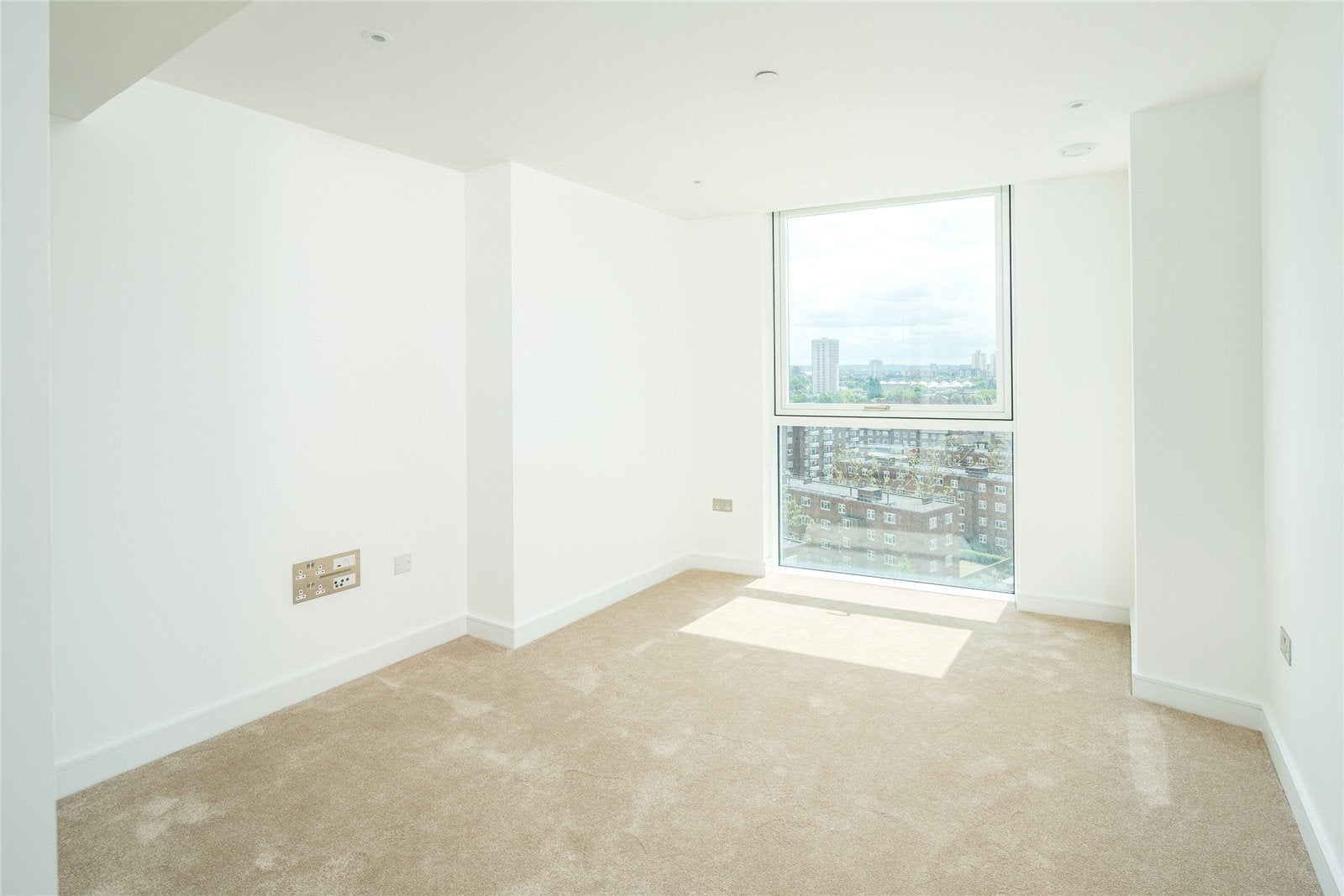 Flat Wandsworth Road in Greater London