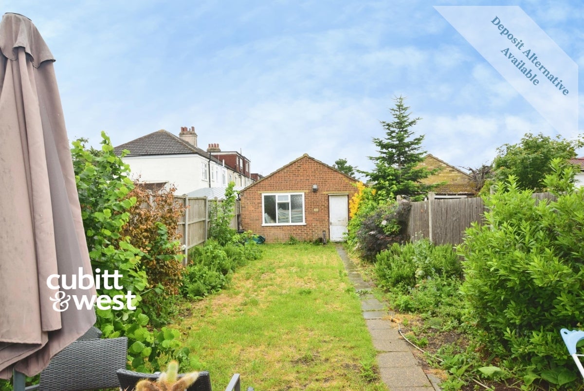 House Carshalton Grove in Greater London