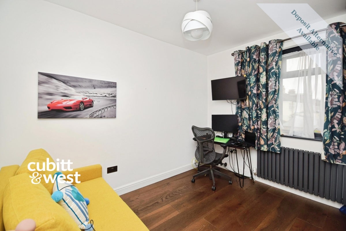 House Carshalton Grove in Greater London