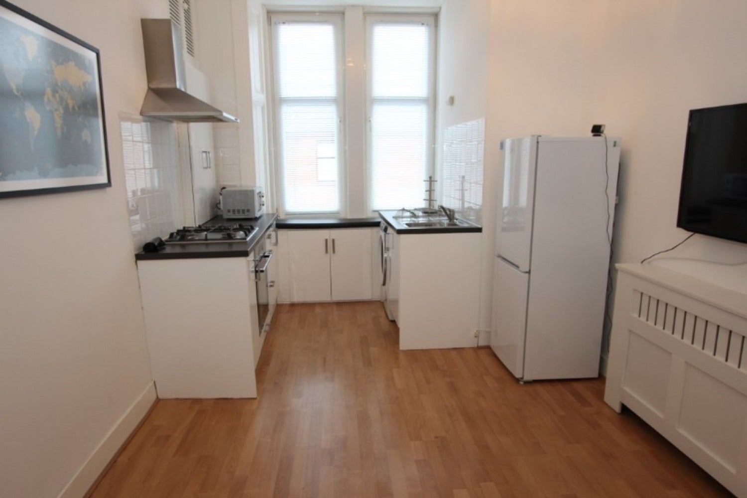 Flat Eastwood Avenue in Glasgow