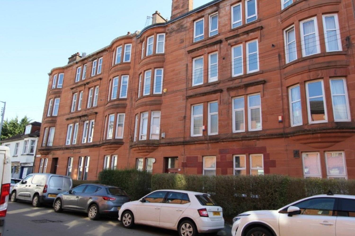 Flat Eastwood Avenue in Glasgow