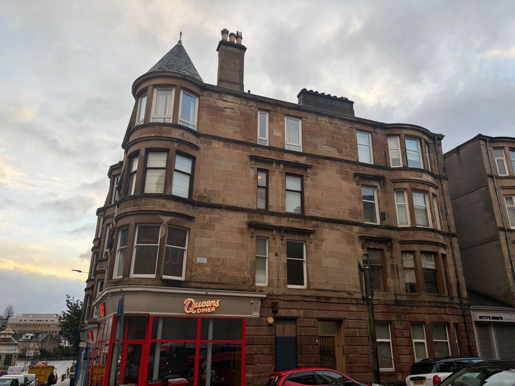House Overdale Gardens in Glasgow