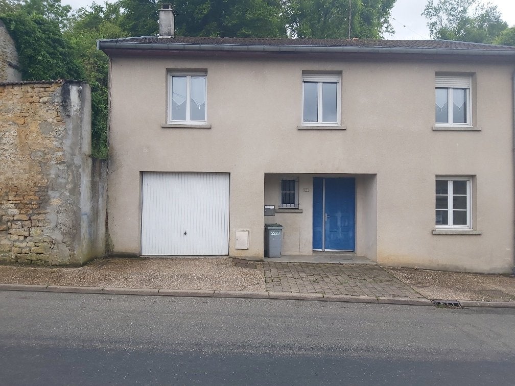 House D 142 in Juvigny-sur-Loison
