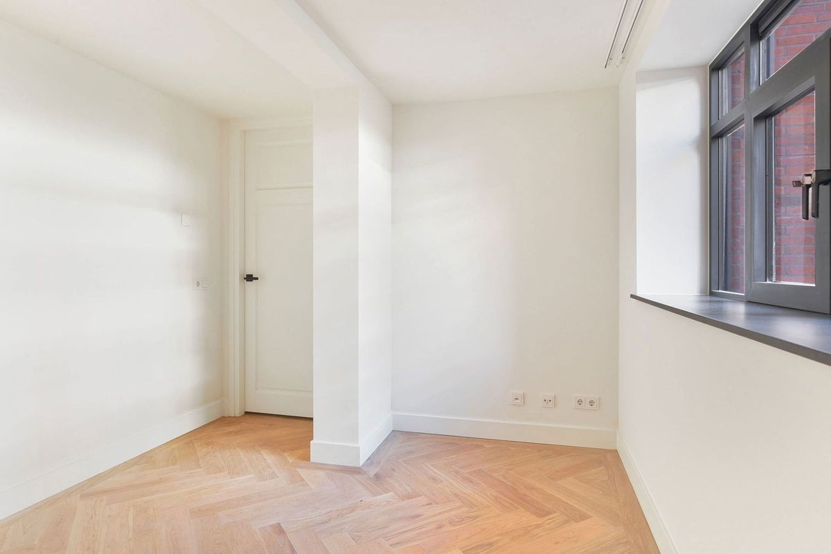 Appartement aan de Van Stolkweg in Den Haag