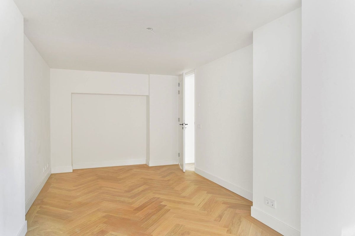 Appartement aan de Van Stolkweg in Den Haag