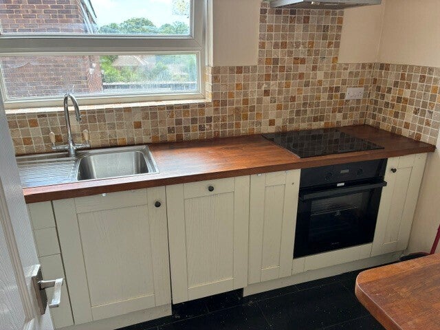Flat Coxford Road in Southampton