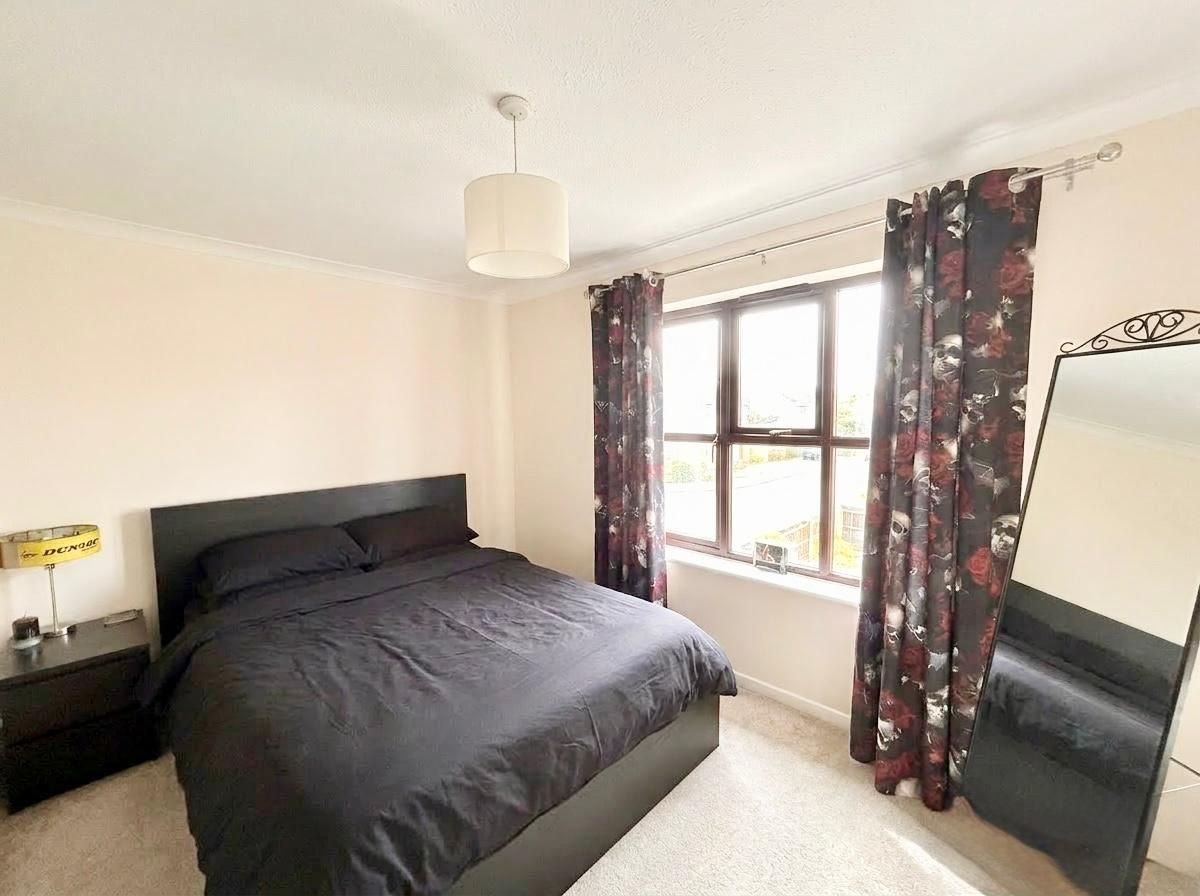 Flat Gresham Court in Brentwood