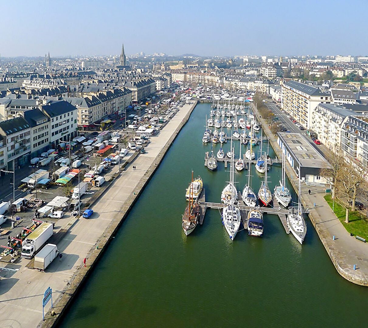 Chambre Quai Vendeuvre à Caen