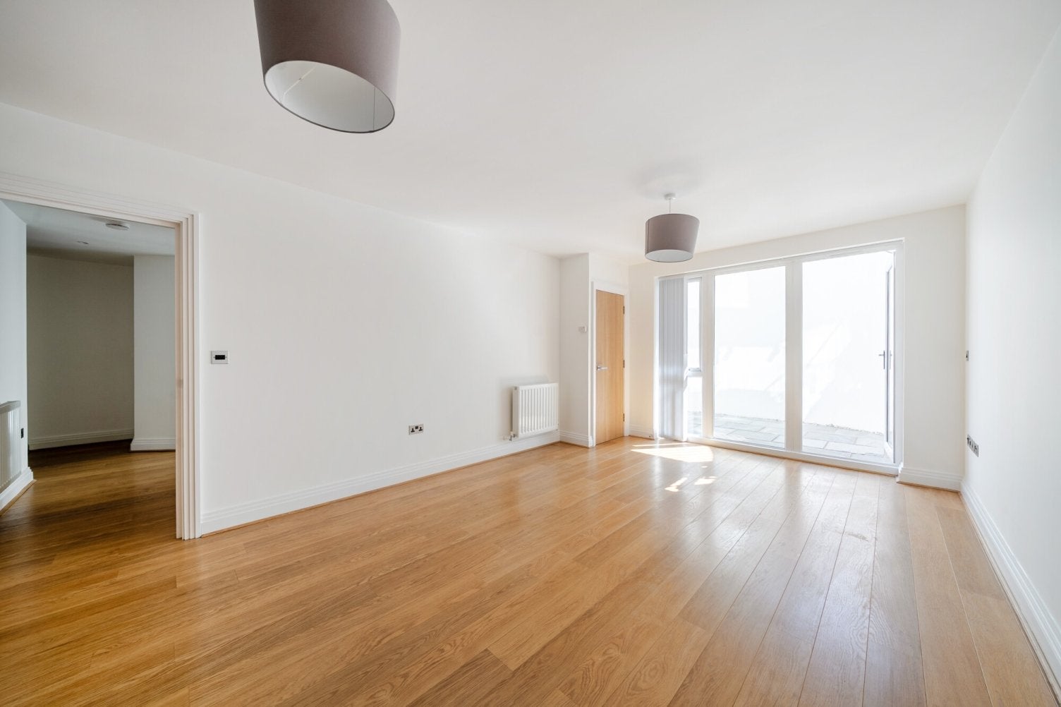 Flat Albemarle Road in Greater London