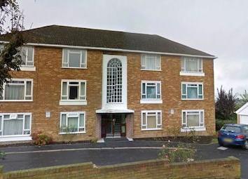 Flat Sunningfields Crescent in Greater London
