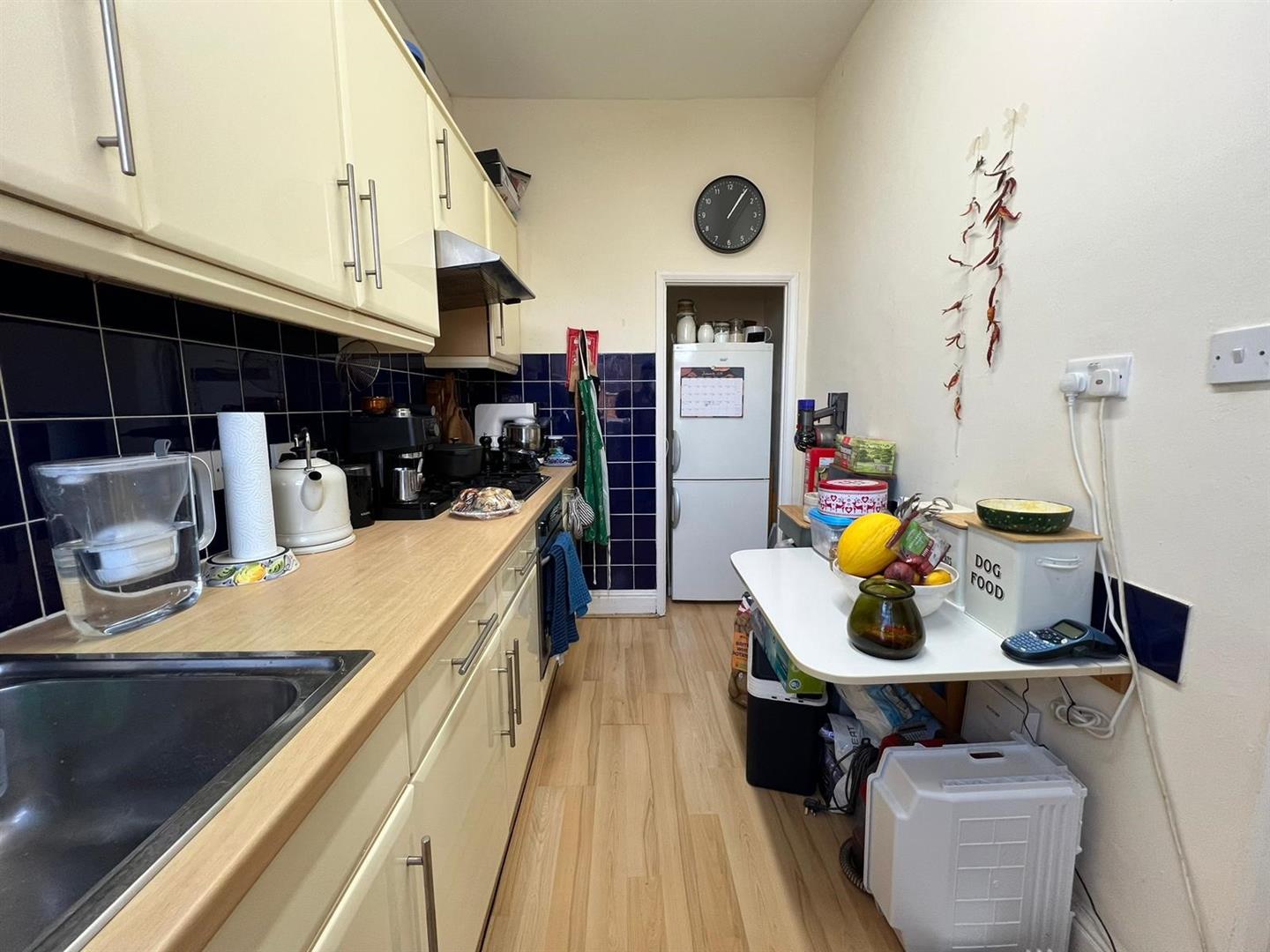 Flat Sunningfields Crescent in Greater London