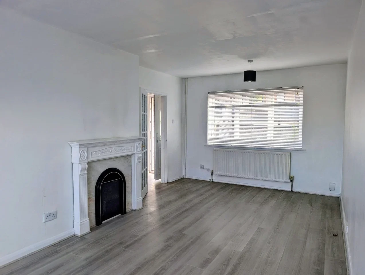 House Frimley Close in Greater London