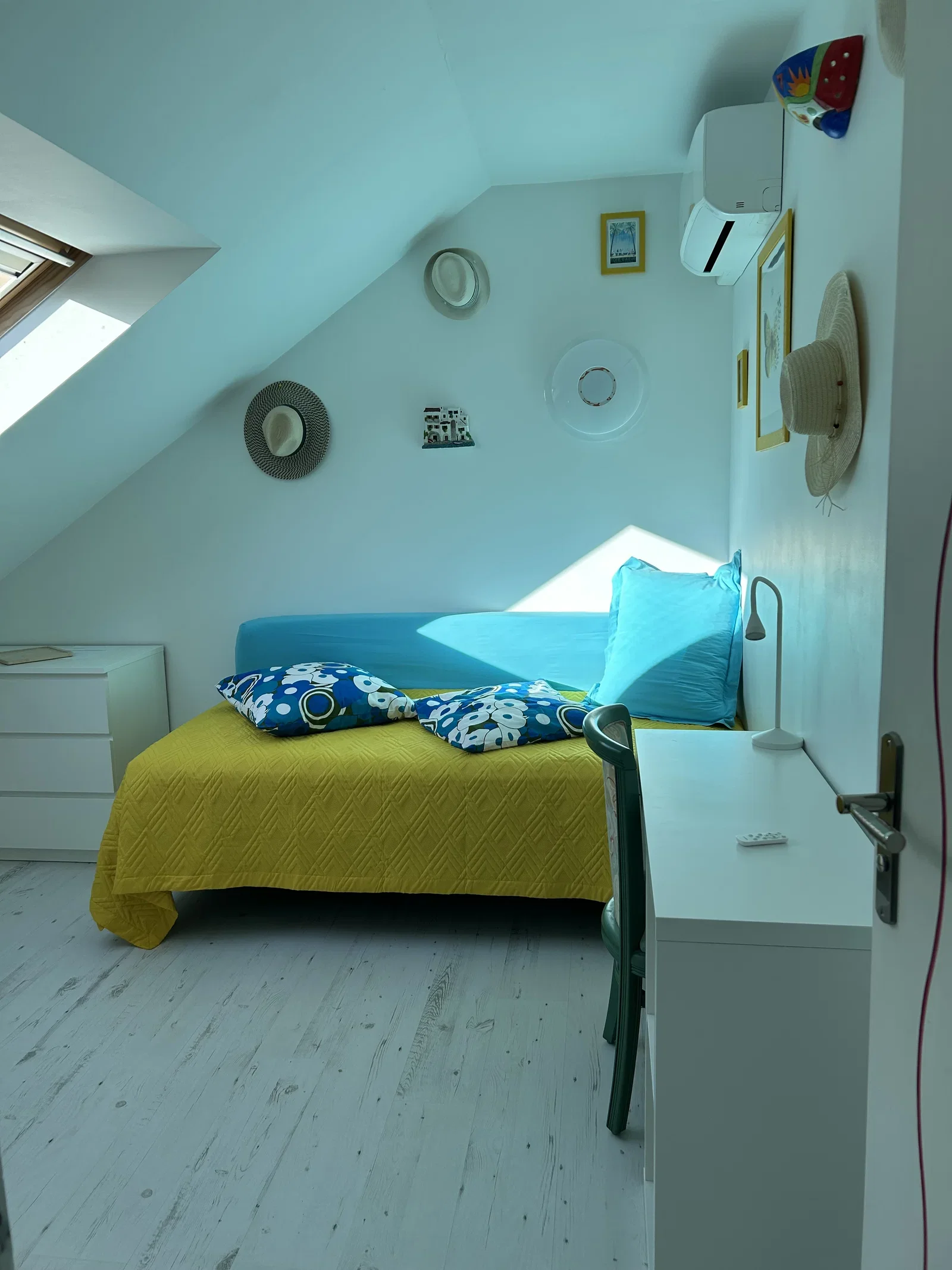Room Allée Jean de La Fontaine in Chalifert