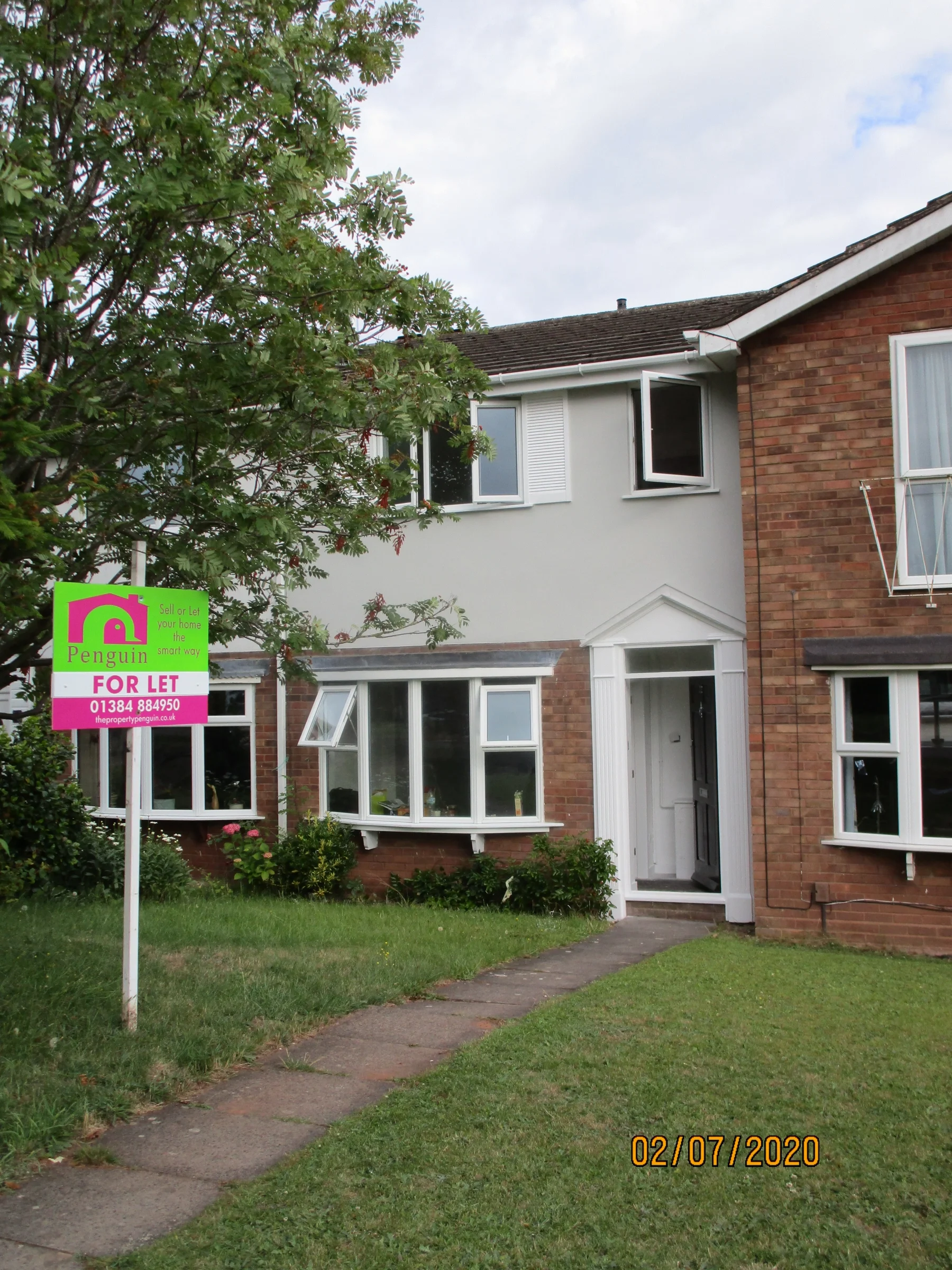 House Rokewood Close in Dudley