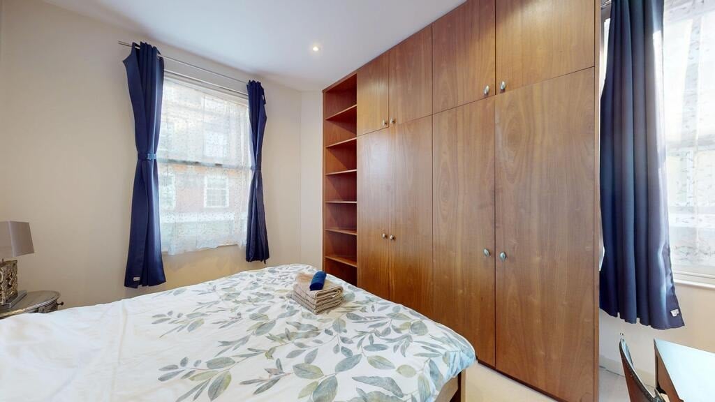 Flat Fulham Road in Greater London