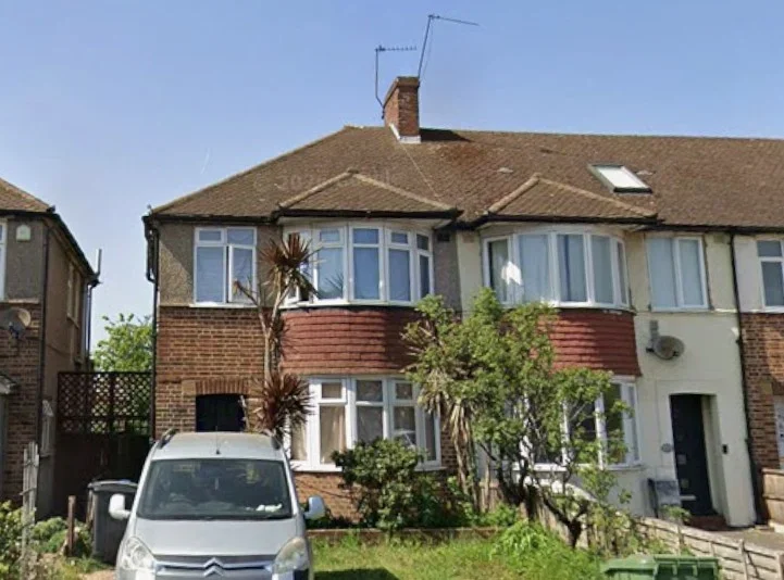 Flat Malden Way in Greater London