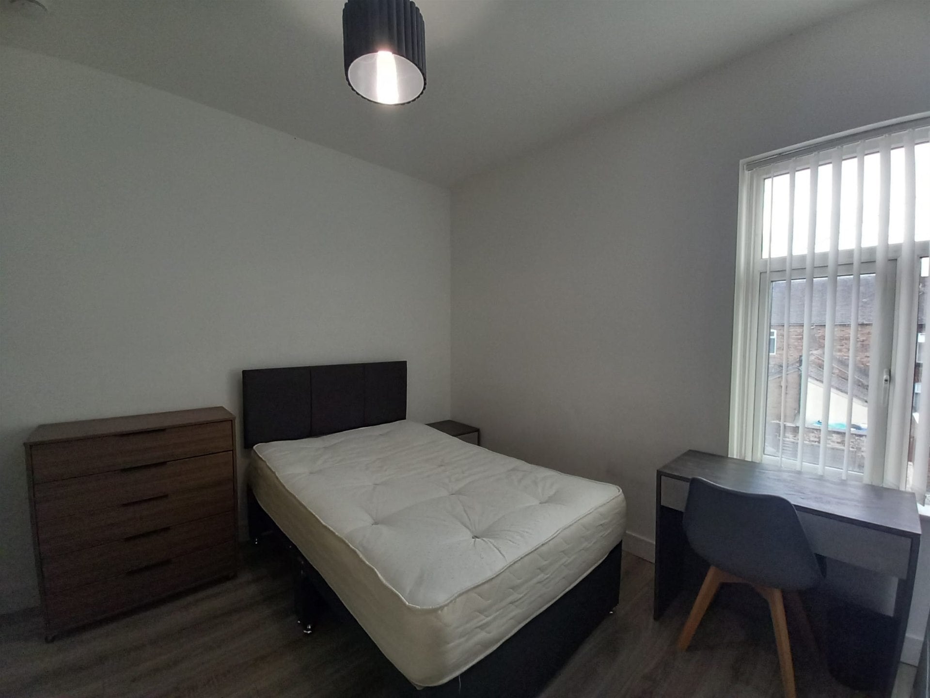 Room Watford Street in Stoke-on-Trent