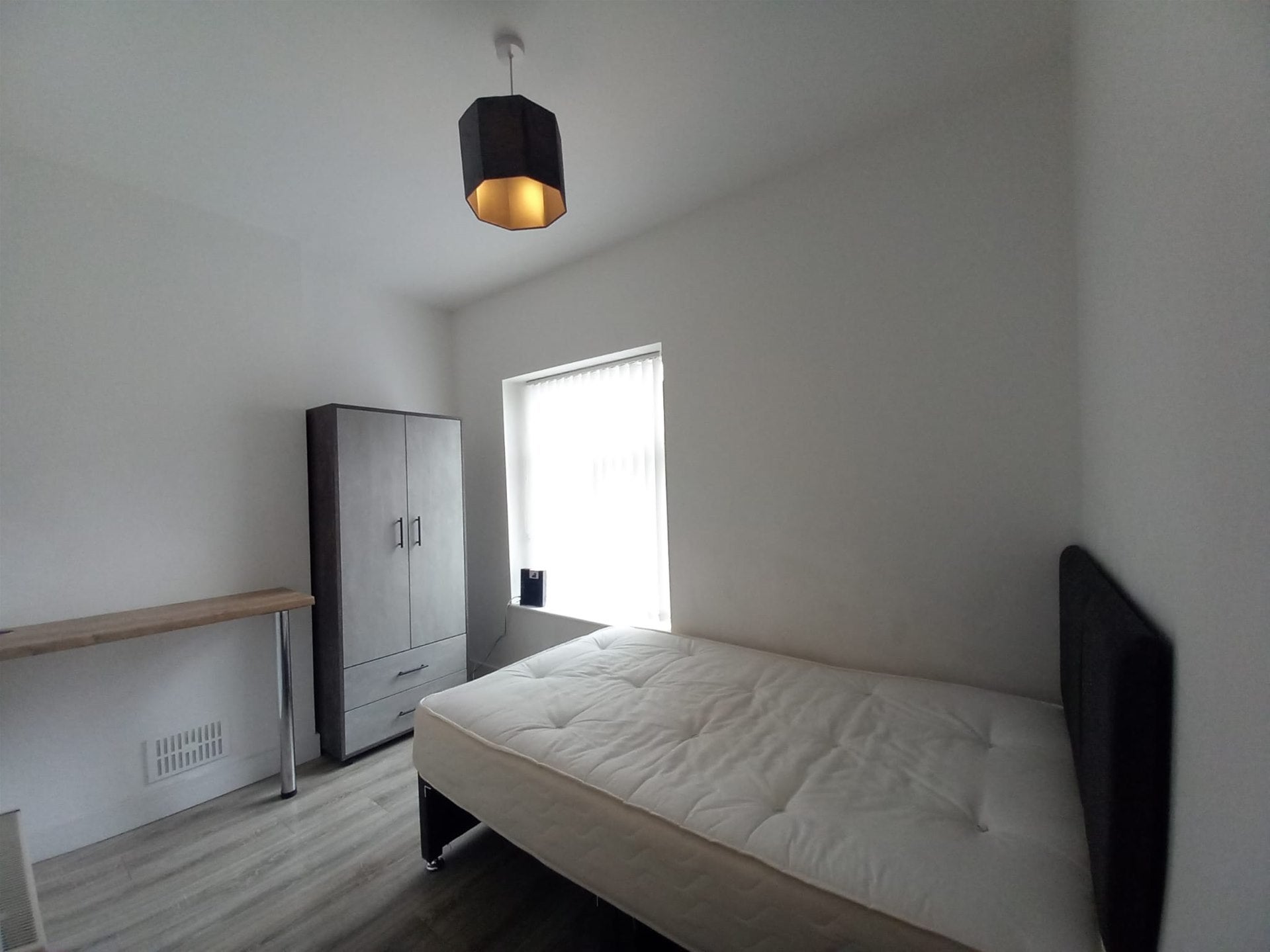 Room Watford Street in Stoke-on-Trent