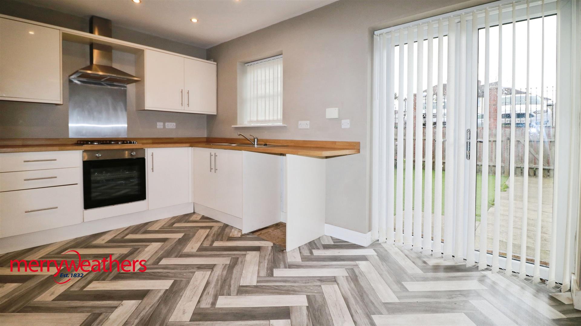 Flat Edlington Lane in Doncaster