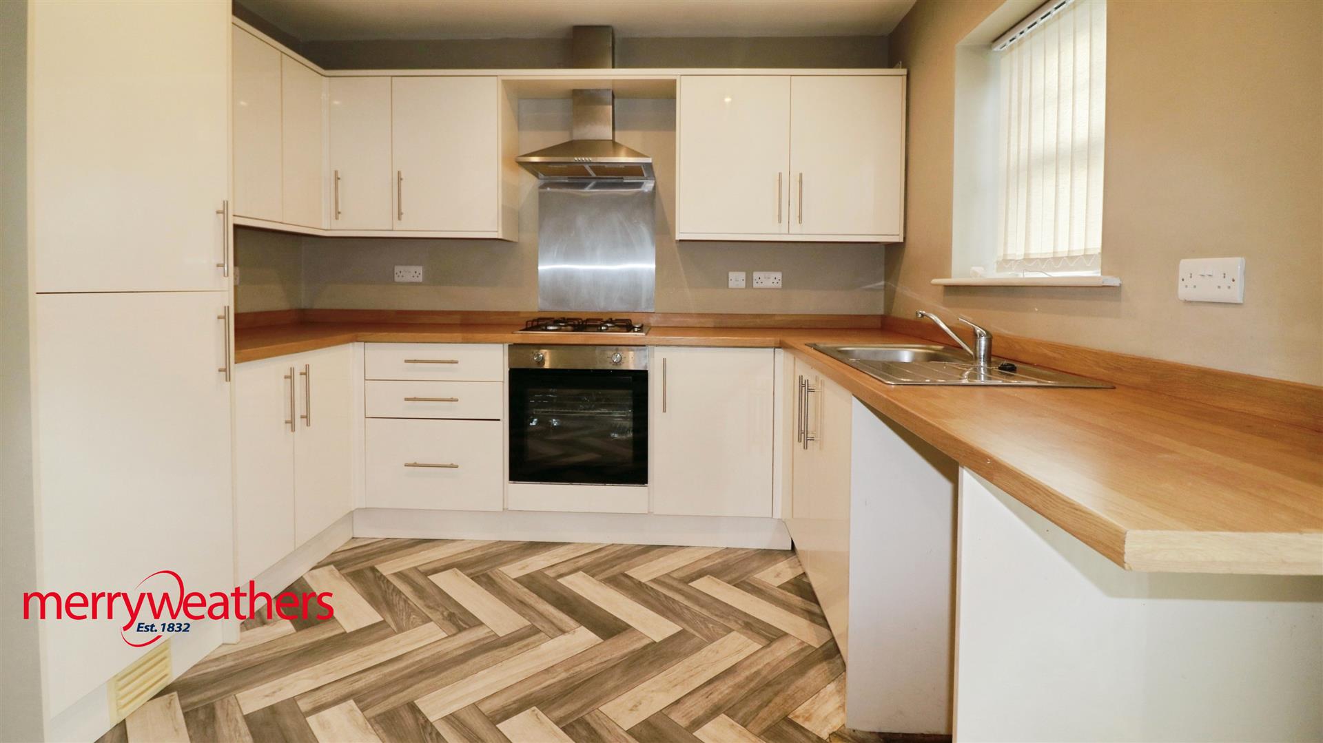 Flat Edlington Lane in Doncaster